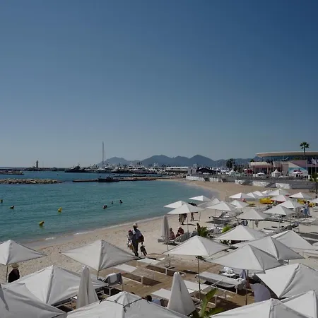 - Croisette - Palais Des Festivals 칸느